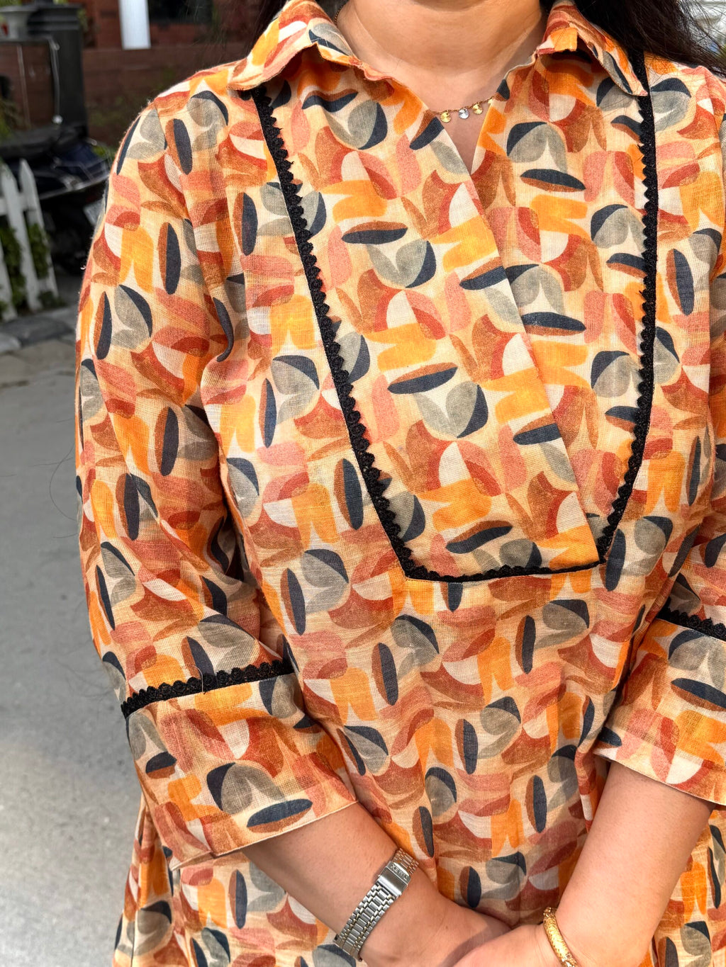 Everyday Elegant Printed Kurta with Black Trouser Set